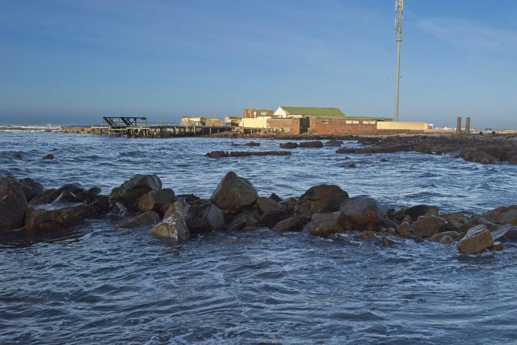 Taking and processing interesting* seascapes